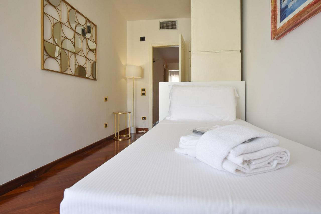 Tito Livio Deluxe Accommodation Padoue Extérieur photo